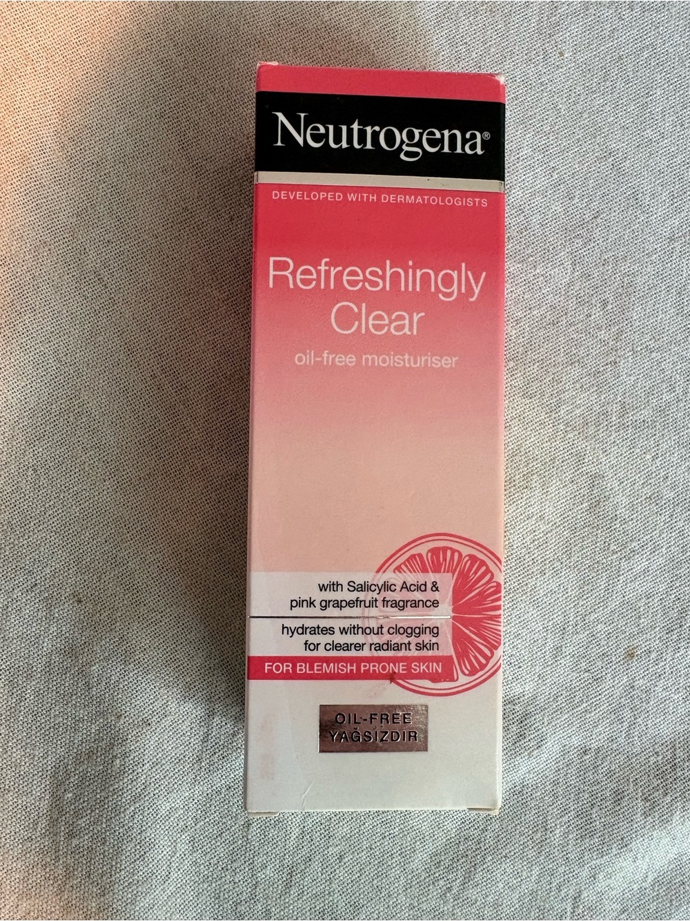 Neutrogena Pink Gradient Refreshingly Clear Oil-Free Moisturizer